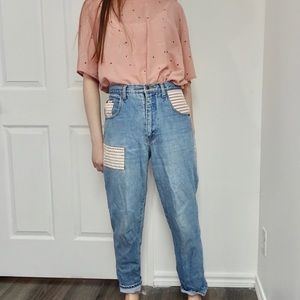 VINTAGE HIGH WAISTED MOM JEANS